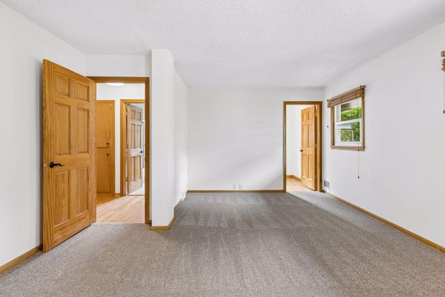 3349 Welcome Avenue N, Crystal, MN 55422