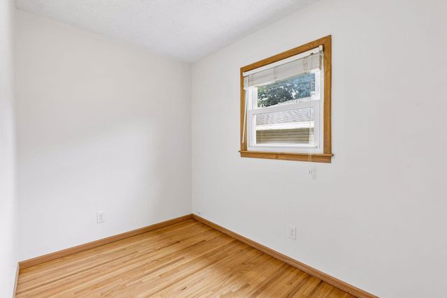 3349 Welcome Avenue N, Crystal, MN 55422