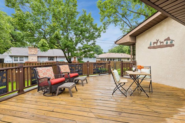 3349 Welcome Avenue N, Crystal, MN 55422