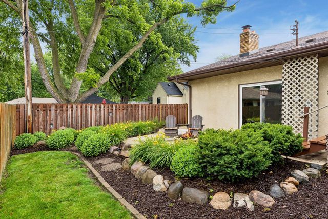 3349 Welcome Avenue N, Crystal, MN 55422