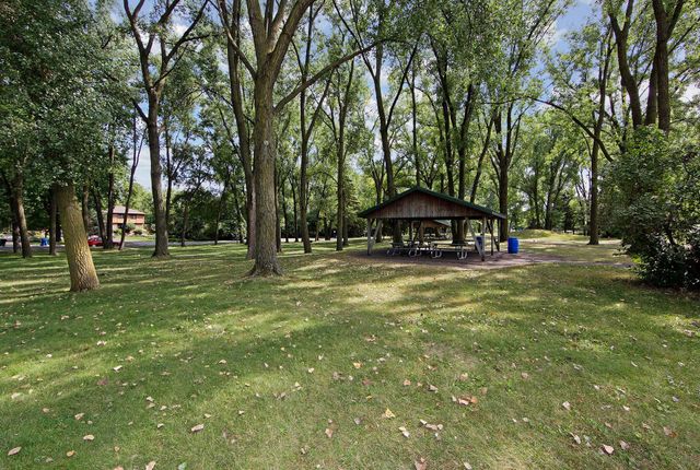 3349 Welcome Avenue N, Crystal, MN 55422