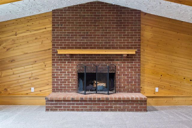 3349 Welcome Avenue N, Crystal, MN 55422
