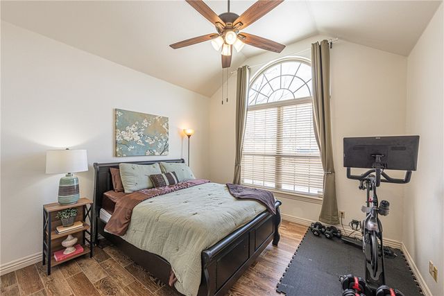 11658 E Creek Lane, Farmington, AR 72730