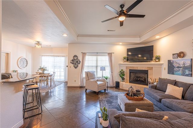 11658 E Creek Lane, Farmington, AR 72730