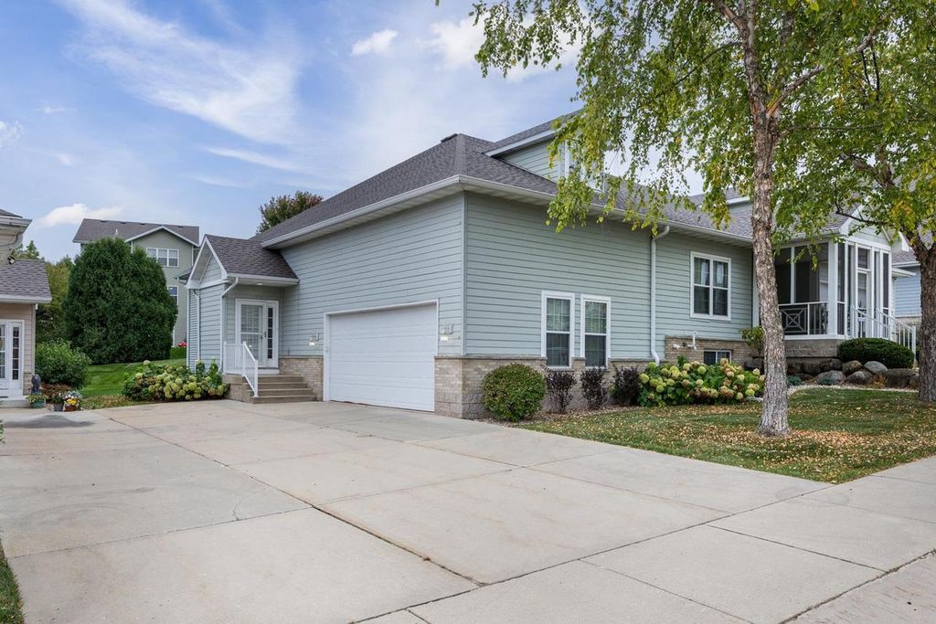 1329 Waldorf Boulevard, Madison, WI 53719