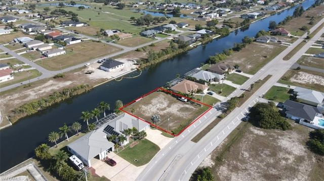 3113 Diplomat PKWY W, Cape Coral, FL 33993