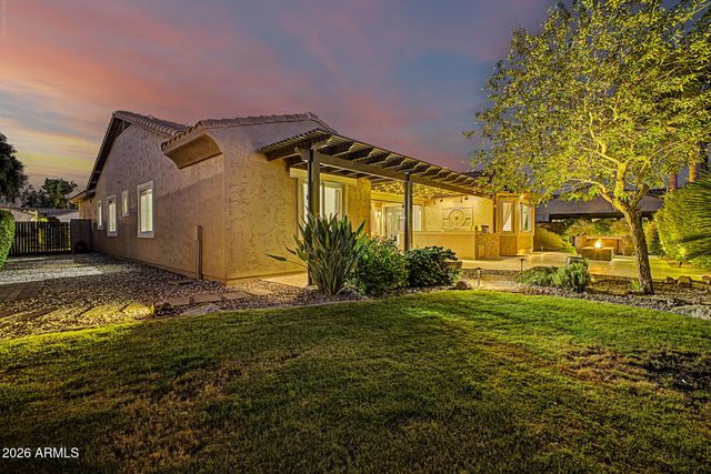 5722 S MESQUITE GROVE Way, Chandler, AZ 85249