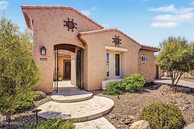5722 S MESQUITE GROVE Way, Chandler, AZ 85249
