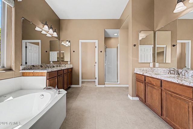 5722 S MESQUITE GROVE Way, Chandler, AZ 85249