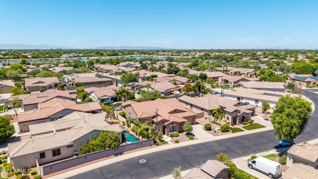 5722 S MESQUITE GROVE Way, Chandler, AZ 85249