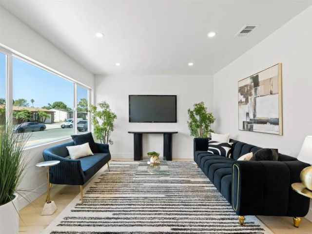 4311 Tecumseh Way, San Diego, CA 92117