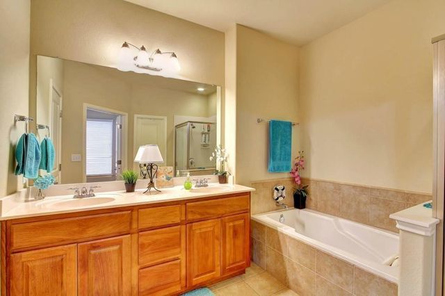 6701 Covered Bridge DR 51, Austin, TX 78736