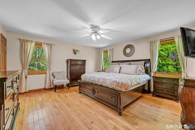 20 Judith Drive, Danbury, CT 06811