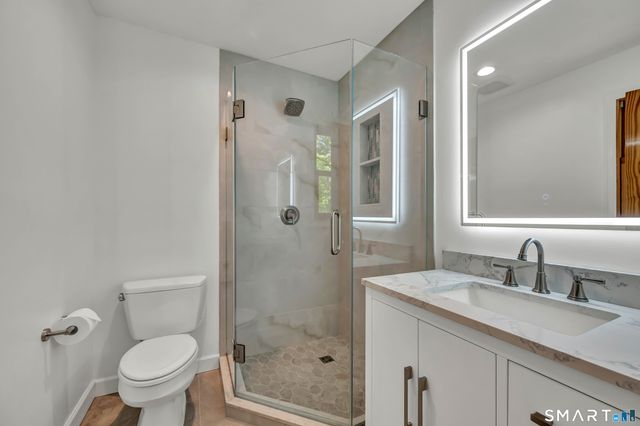 20 Judith Drive, Danbury, CT 06811