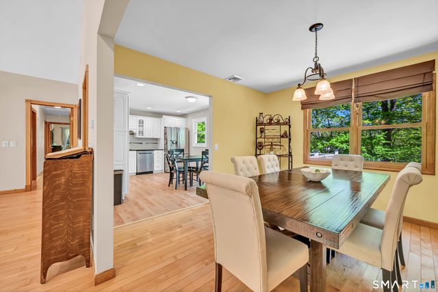 20 Judith Drive, Danbury, CT 06811