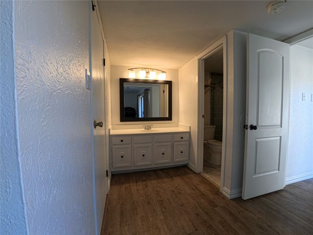 1738 Hartford Drive, Carrollton, TX 75007