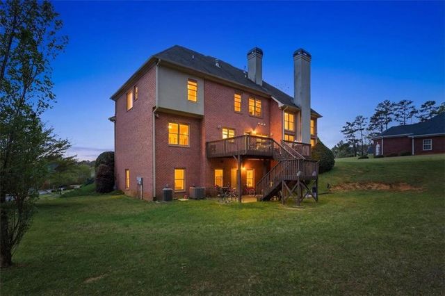 832 Dolly Avenue, Atlanta, GA 30331