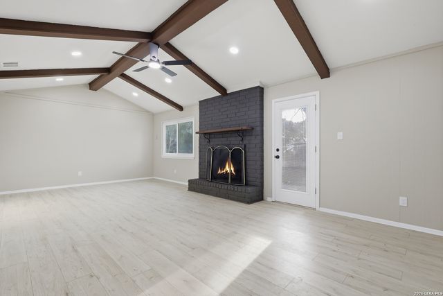 6026 Patrick Henry St, San Antonio, TX 78233