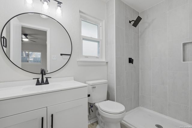 6026 Patrick Henry St, San Antonio, TX 78233