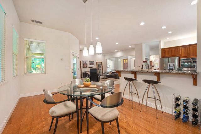 512 Dizmar Ct, Cameron Park, CA 95682