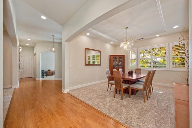512 Dizmar Ct, Cameron Park, CA 95682