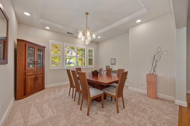 512 Dizmar Ct, Cameron Park, CA 95682