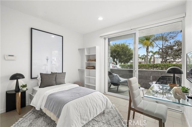 1683 Superior, Costa Mesa, CA 92627