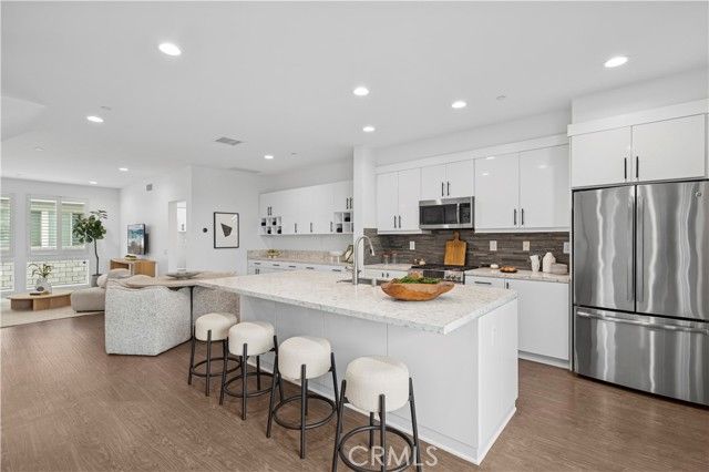 1683 Superior, Costa Mesa, CA 92627