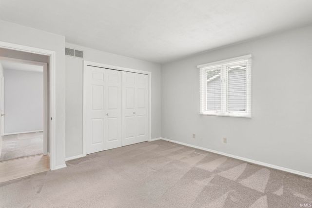 61380 Fellows Street, South Bend, IN 46614