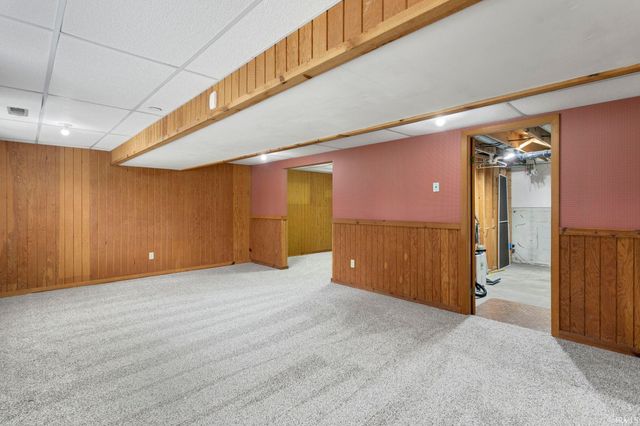 61380 Fellows Street, South Bend, IN 46614