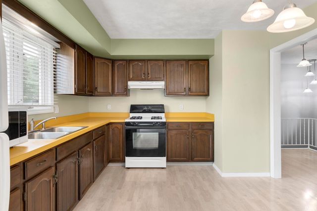 61380 Fellows Street, South Bend, IN 46614