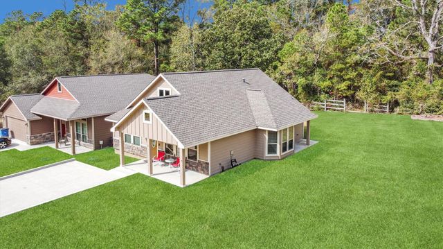 4 Firewood Road, Huntsville, TX 77340