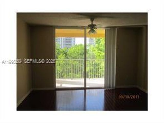 19501 E Country Club Dr 9504, Aventura, FL 33180