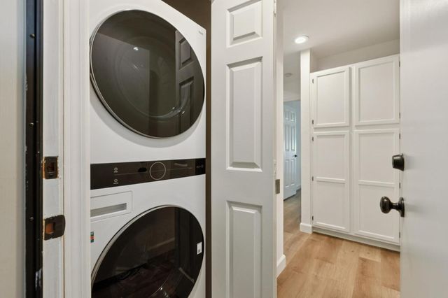 1741 Parkview Green Circle, San Jose, CA 95131
