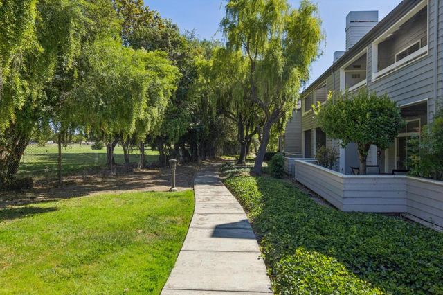 1741 Parkview Green Circle, San Jose, CA 95131