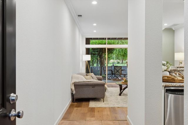 1741 Parkview Green Circle, San Jose, CA 95131