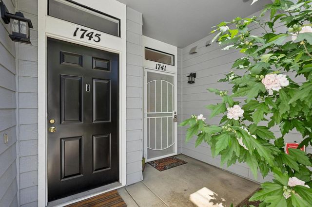 1741 Parkview Green Circle, San Jose, CA 95131