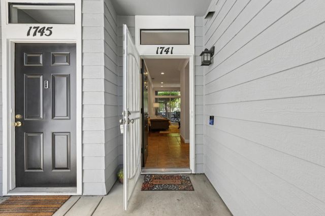 1741 Parkview Green Circle, San Jose, CA 95131