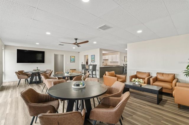 90 HIGHLAND AVENUE S 402, Tarpon Springs, FL 34689