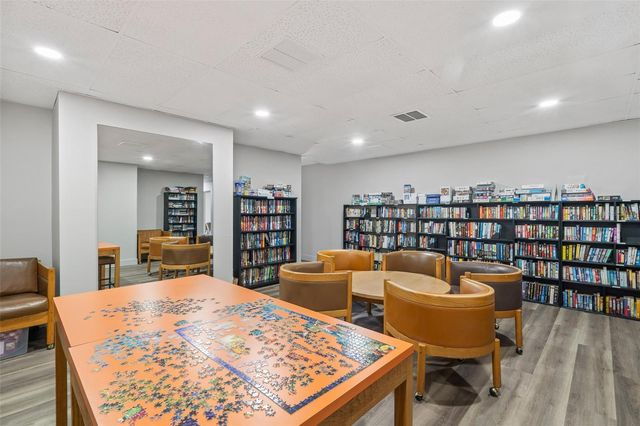 90 HIGHLAND AVENUE S 402, Tarpon Springs, FL 34689