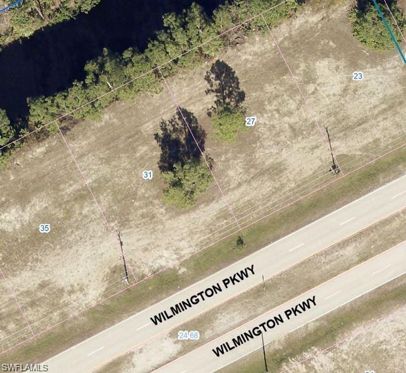 31 Wilmington PKWY, CAPE CORAL, FL 33993 — exterior