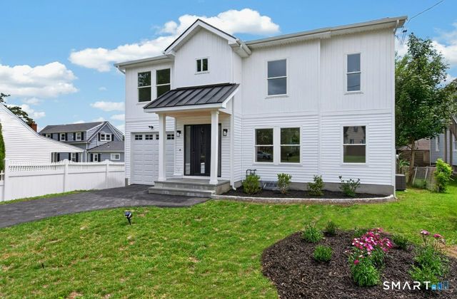 741 Old Stratfield Road, Fairfield, CT 06825