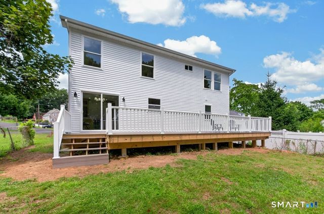 741 Old Stratfield Road, Fairfield, CT 06825
