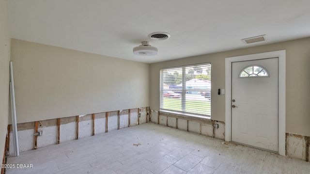 746 Biro Drive, Port Orange, FL 32129