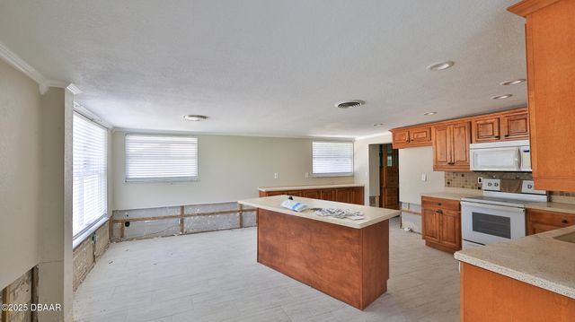 746 Biro Drive, Port Orange, FL 32129