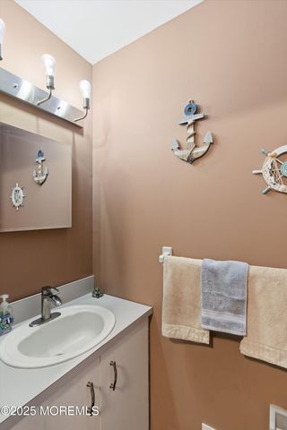 28 Bayberry Court, Howell, NJ 07731