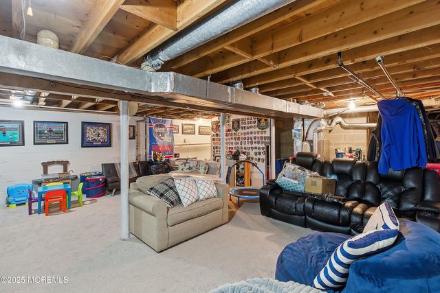 28 Bayberry Court, Howell, NJ 07731