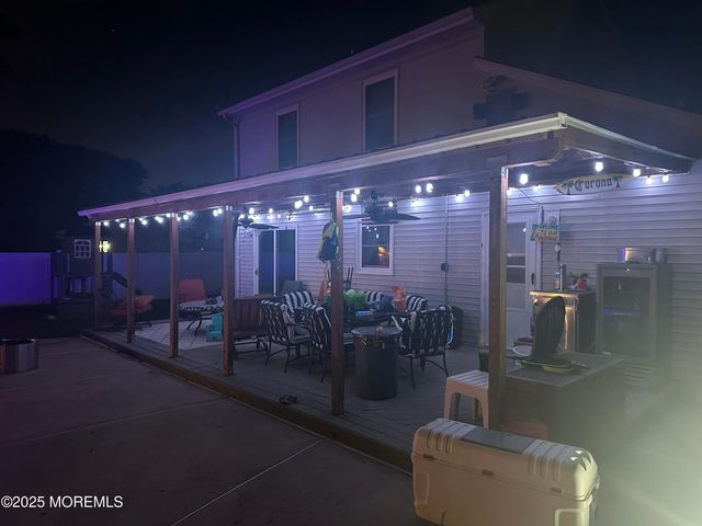 28 Bayberry Court, Howell, NJ 07731