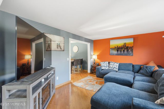 28 Bayberry Court, Howell, NJ 07731