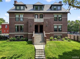 4329 Westminster Place 1W, St Louis, MO 63108